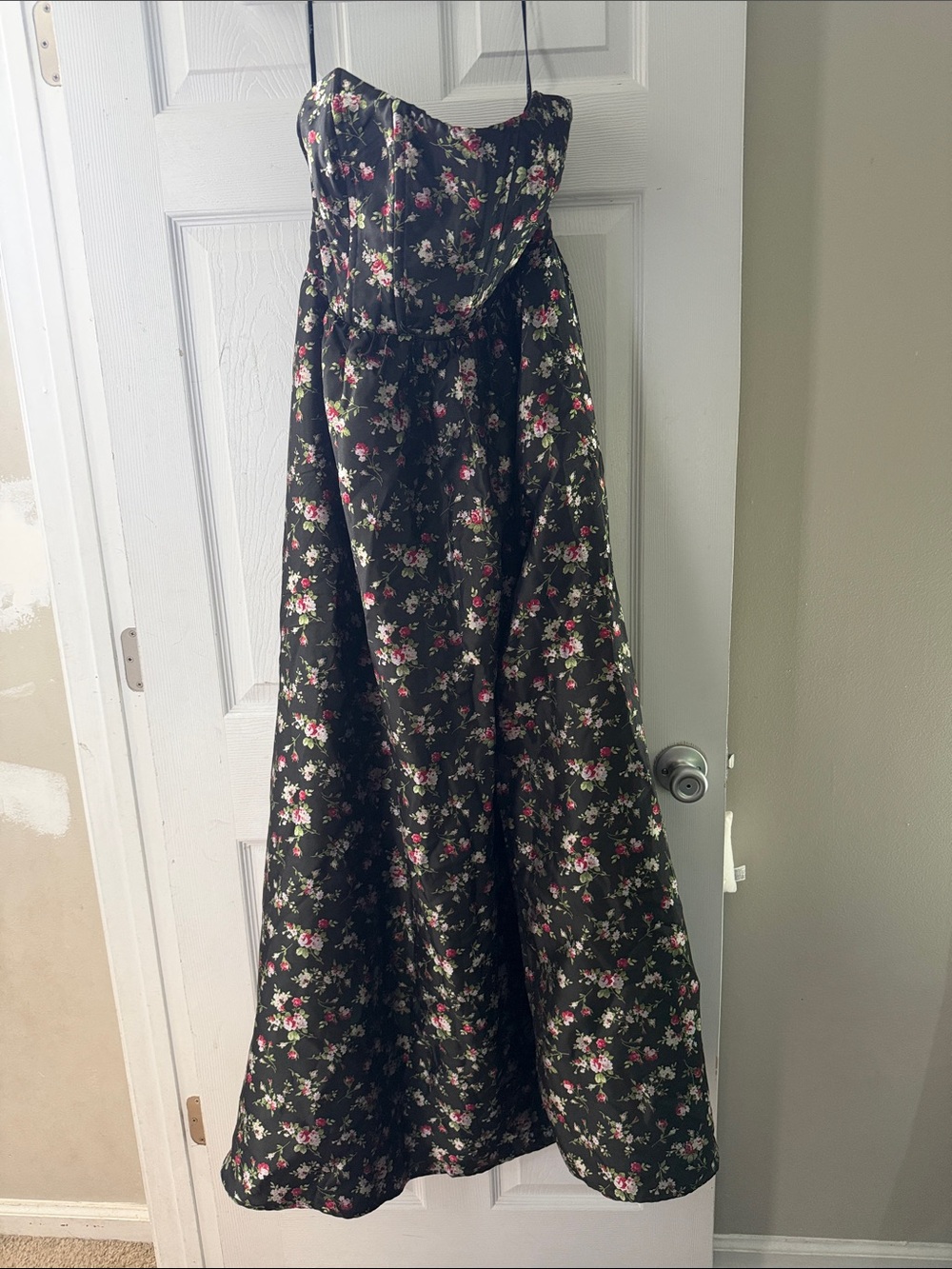Lulu's Black Floral Lace-Up Maxi Skirt with Pink & Green Blossoms